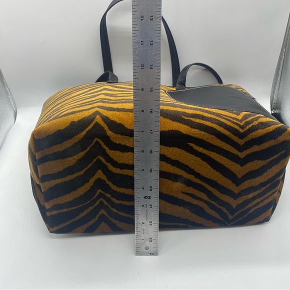 NEW Animal Tiger Skin Print Tote Bag Women Shoulder Handbags PU Leather. - Picture 11 of 16